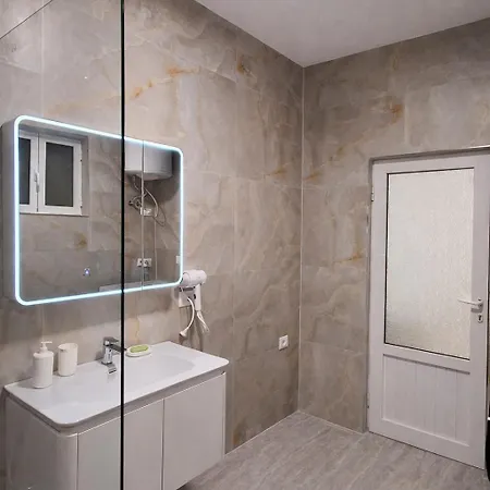 49 Center 3* Tirana
